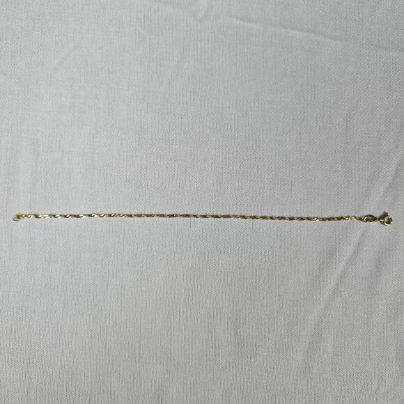 10k Solid Gold Bracelet - Picture 2 of 7